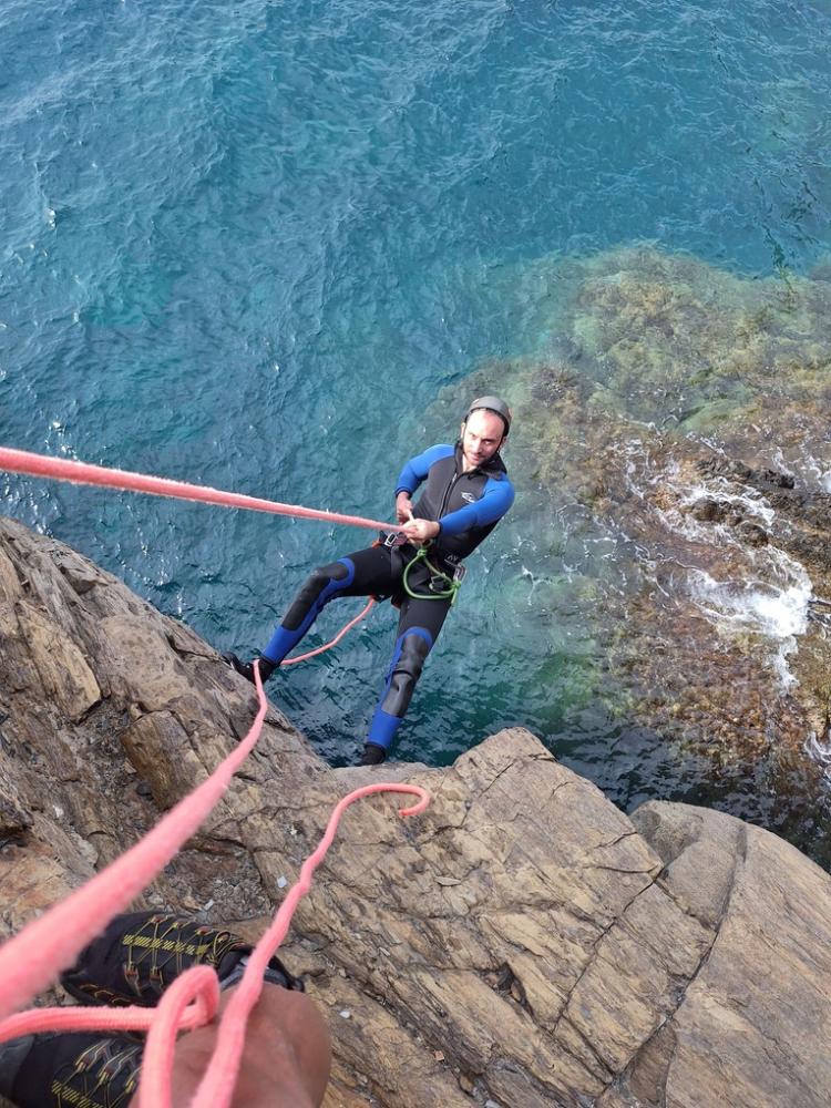 Coasteering (2)
